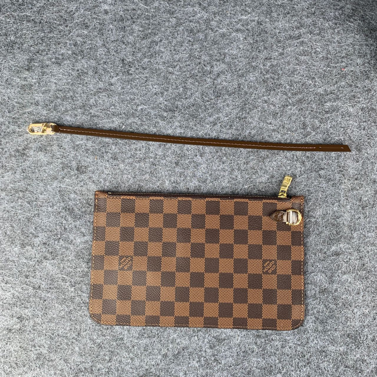 LV Neverfull GM (32x39x19 CM) - product view 13
