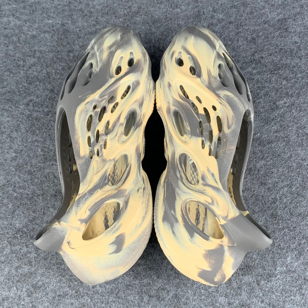 Yeezy Foam Runner 'MXT Moon Grey' - product view 4
