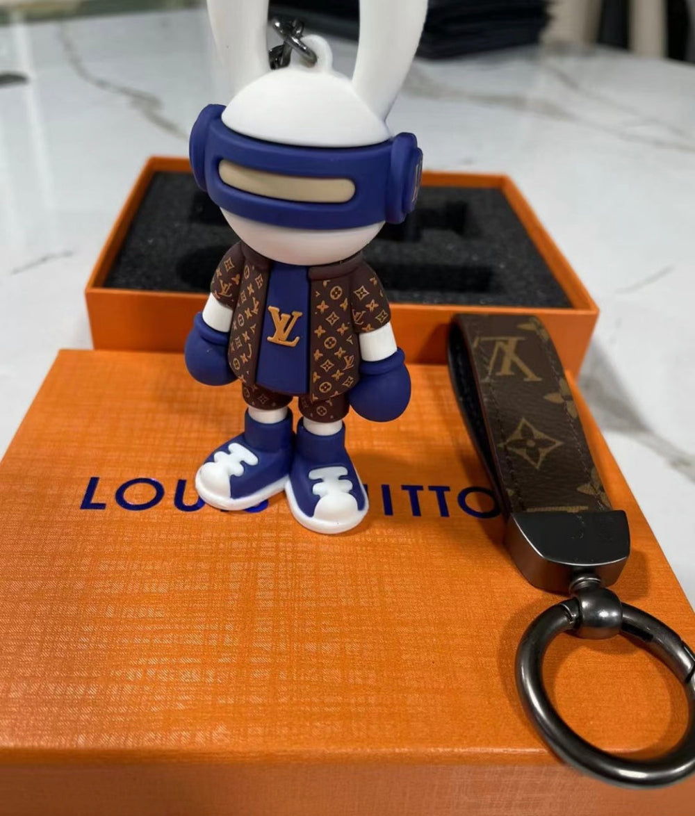 puppet keychain - product view 1