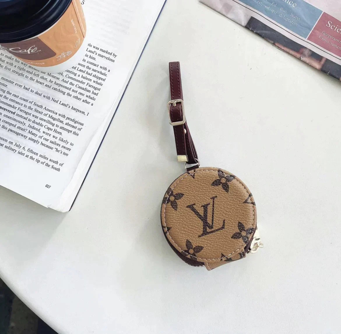 Lv AirPods Cases - product view 2