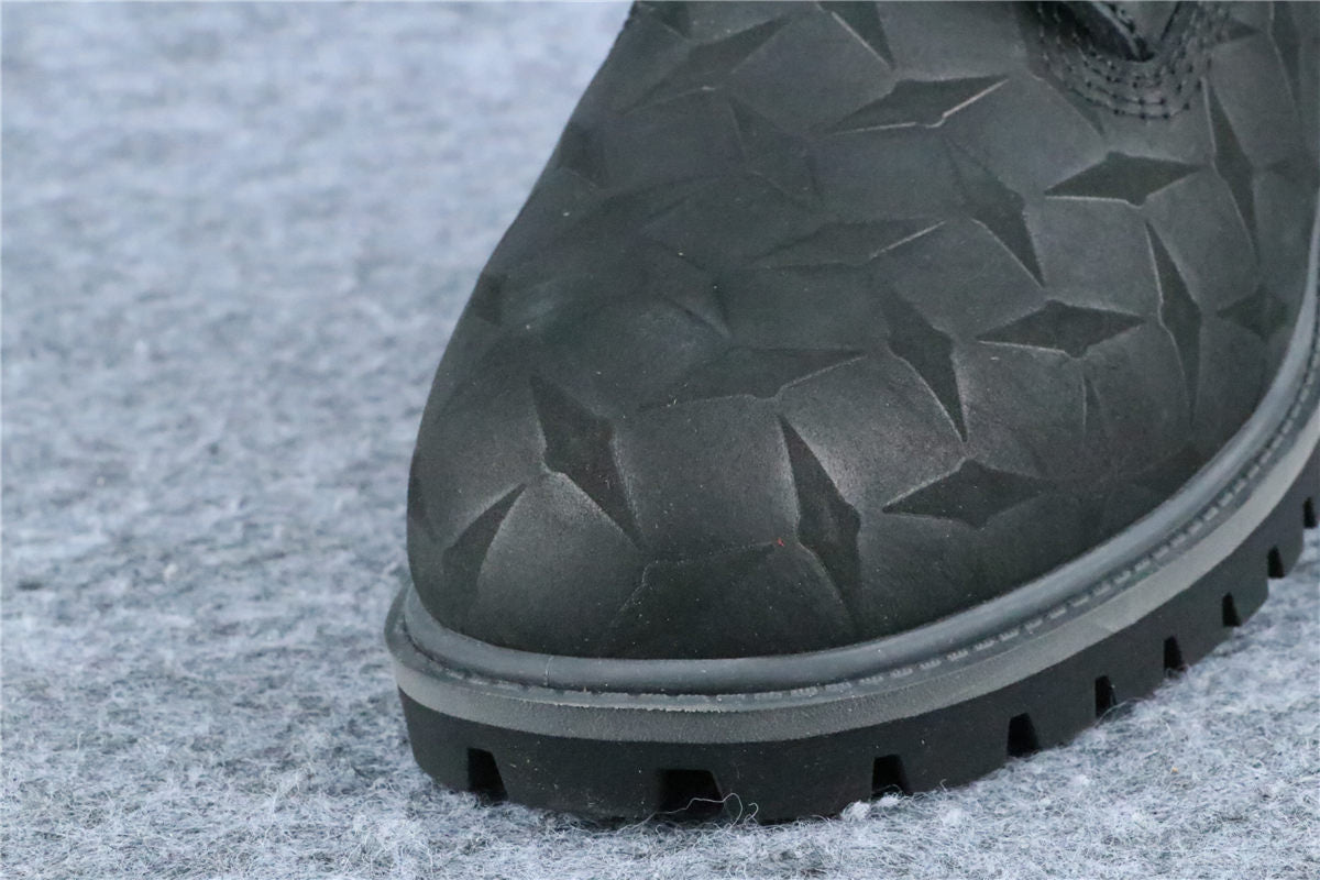 Supreme x Timberland 6 Inch Premium Waterproof Boot 'Embossed Diamond Plate - Black' - product view 4