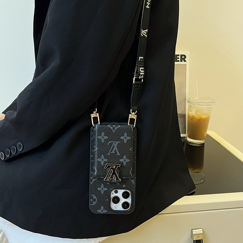Card Bag Chain Black iPhone Case - product view 5