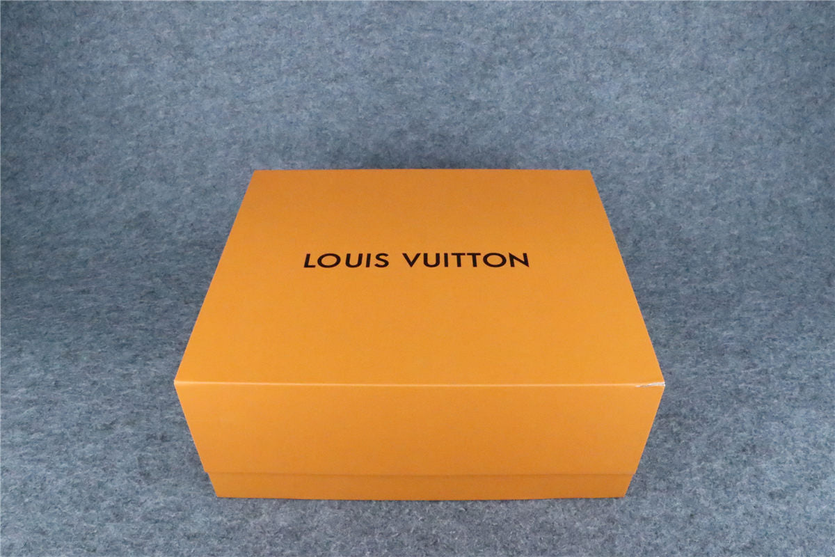 LV Shopper Tote MM - product view 11