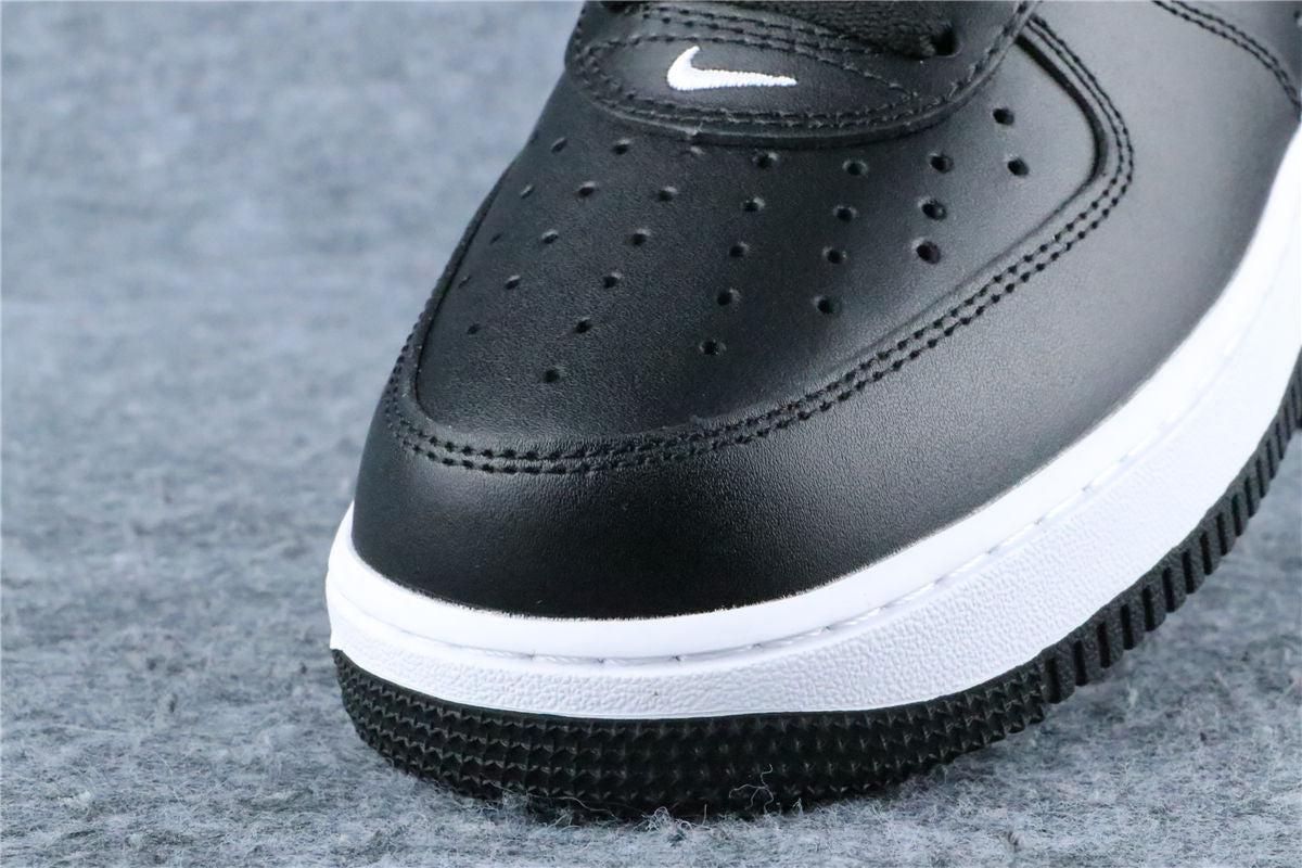 Victor x Nike Air Force 1 Low '01 Sneakers 'Black White' - product view 4