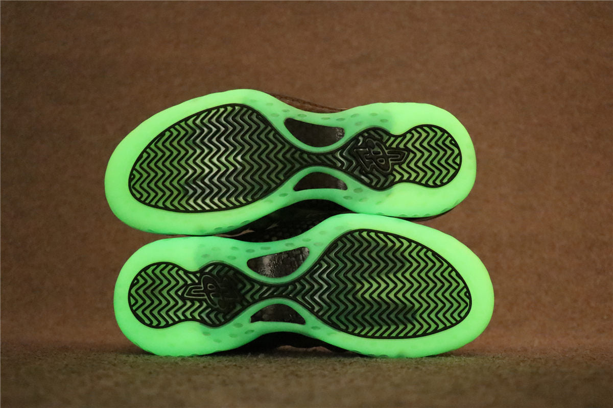 Nike Air Foamposite One Sneakers 'Paranorman' - product view 14
