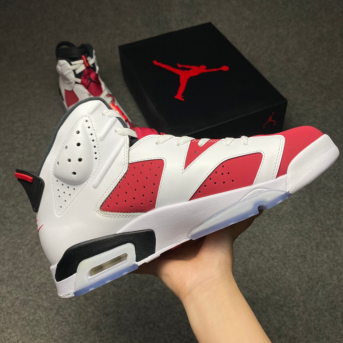 Air Jordan 6 Retro GS 'Carmine' 2021 Sneakers - product view 4