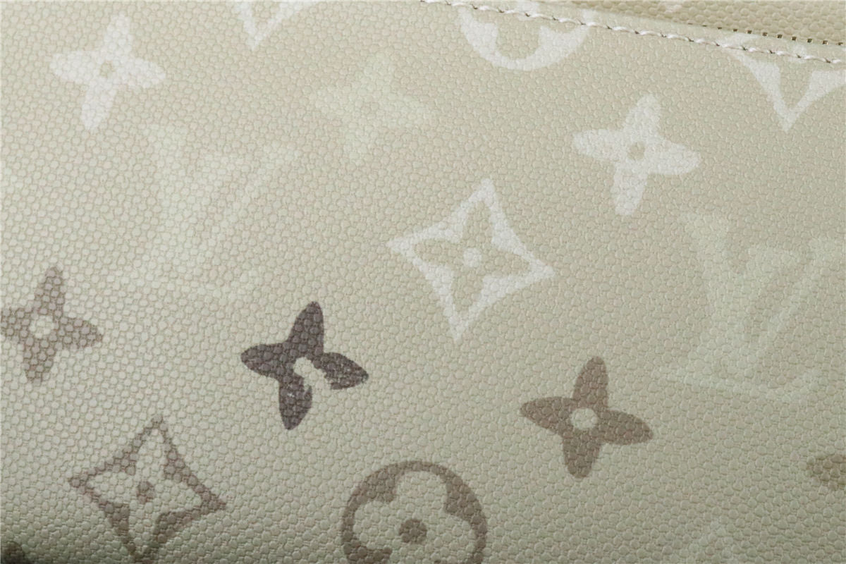 LV Rush Bumbag 'Sand Beige Monogram' - product view 3