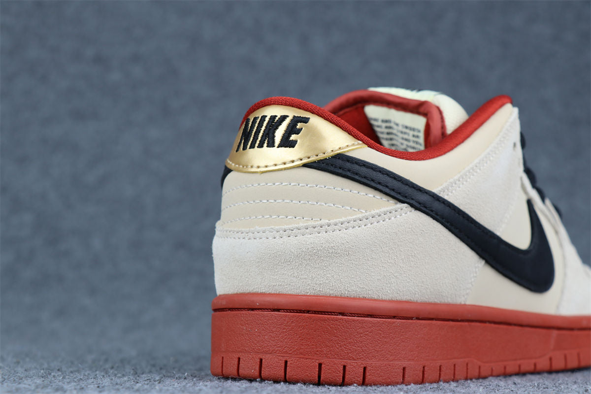 Nike Dunk Low SB Sneakers 'Hennessy ' - product view 10