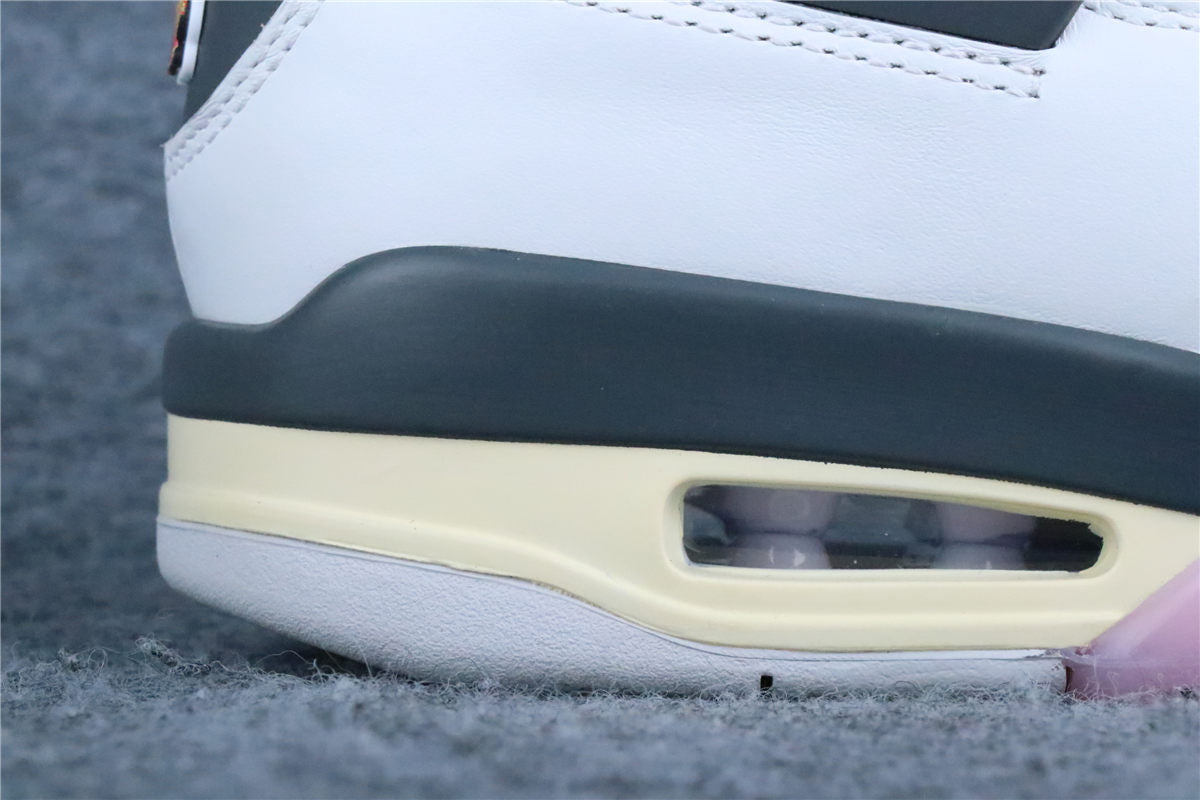 Air Jordan 4 Retro Sneakers 'Comic' - product view 6