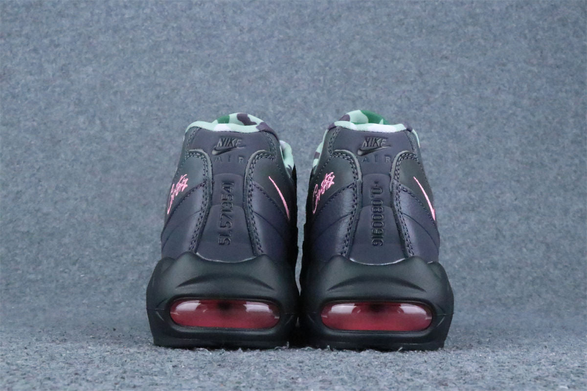 Corteiz x Nike Air Max 95 SP Sneakers 'Rules the World - Pink Beam' - product view 11