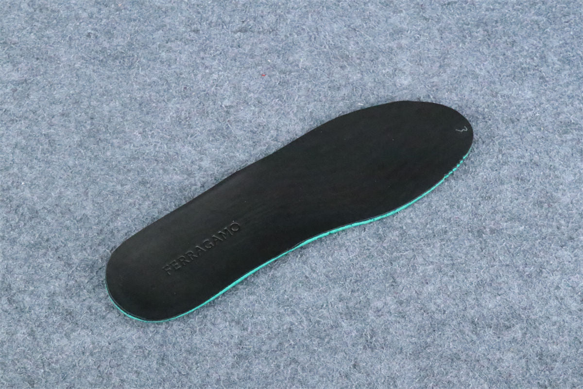 Salvatore Ferragamo Gancini Lug Sole Loafer 'Black' - product view 9