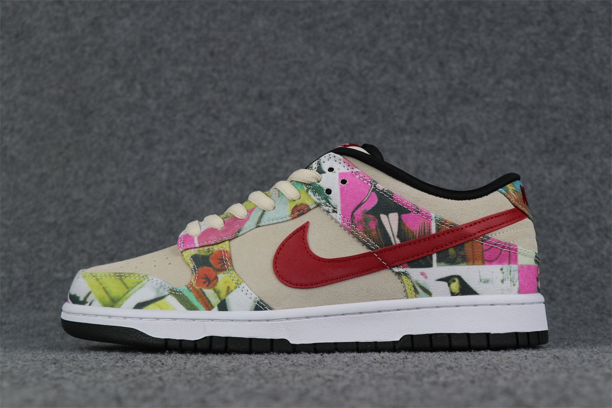 Nike Dunk Low Pro SB Sneakers 'Paris' - product view 1