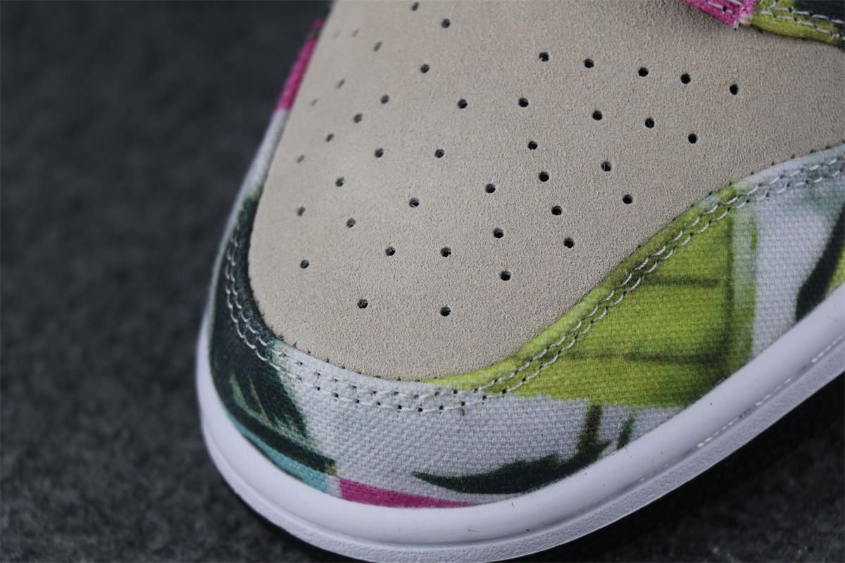 Nike Dunk Low Pro SB Sneakers 'Paris' - product view 4