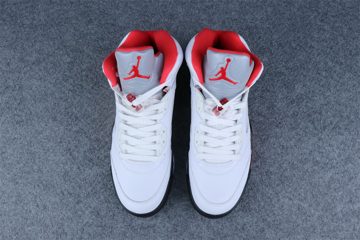 Air Jordan 5 Retro 'White Fire Red' 2020 Sneakers - product view 13