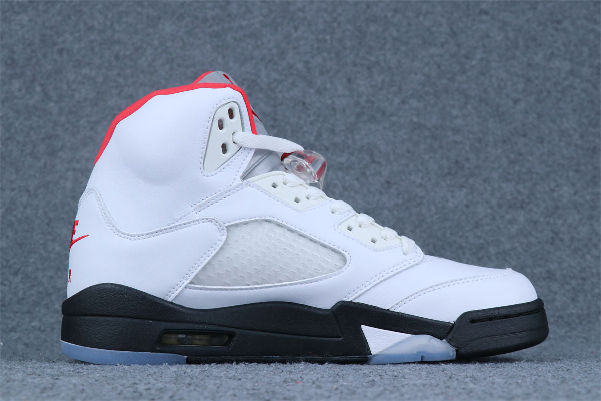 Air Jordan 5 Retro 'White Fire Red' 2020 Sneakers - product view 2