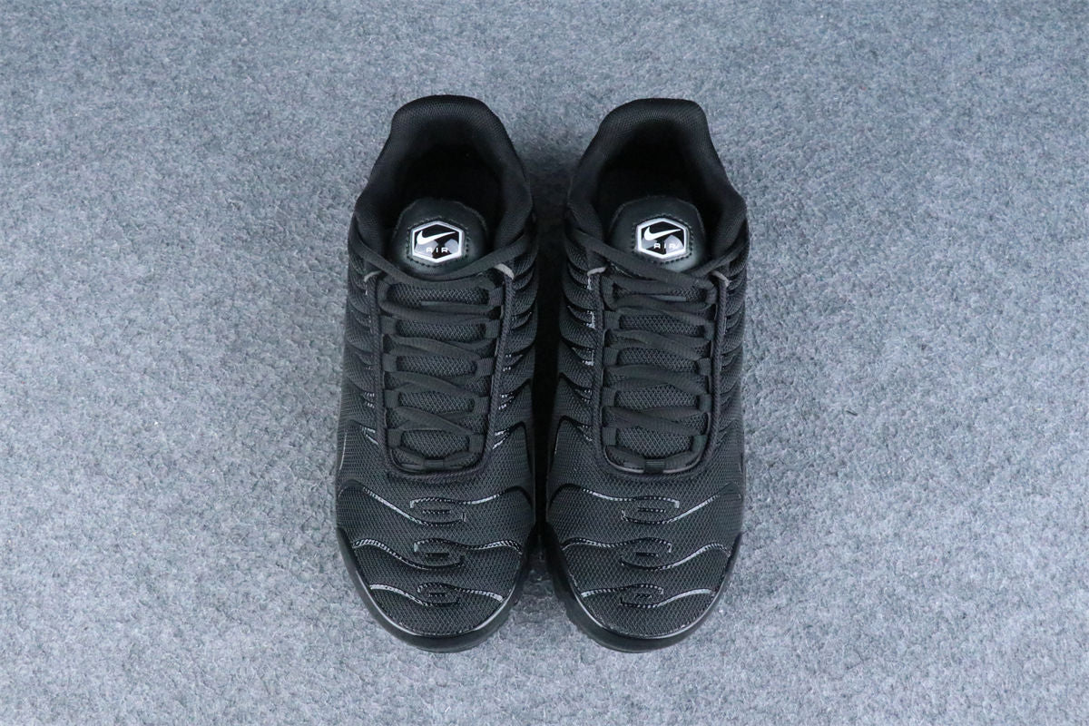 Nike Air Max Plus Sneakers 'Triple Black' - product view 12