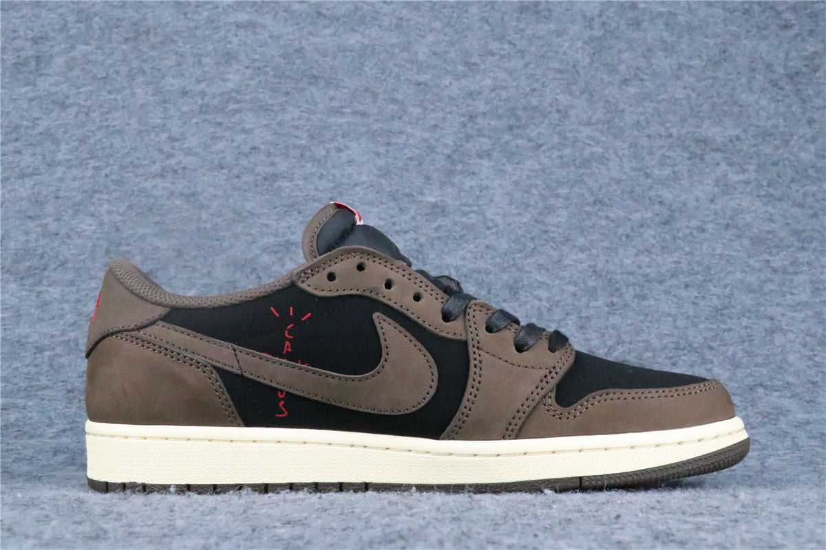 Travis Scott x Air Jordan 1 Low Sneakers 'Mocha' - product view 2