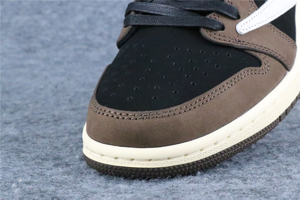 Travis Scott x Air Jordan 1 Low Sneakers 'Mocha' - product view 4