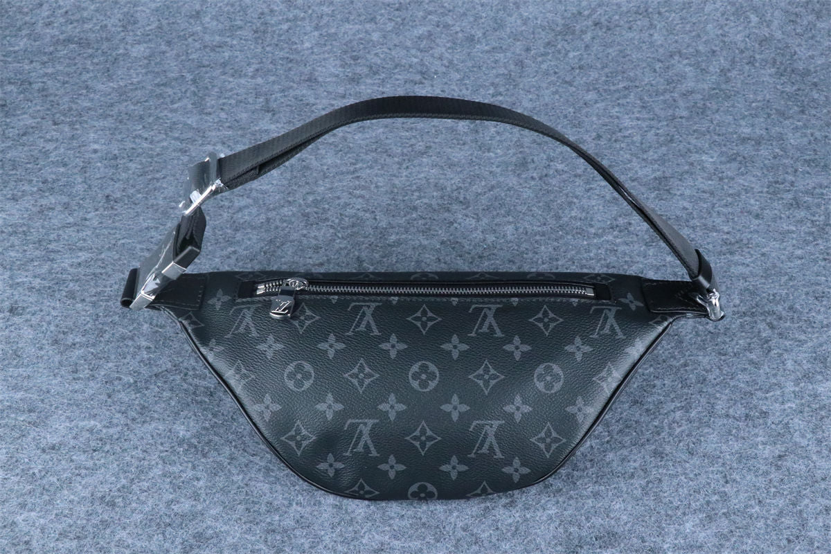 LV Discovery Bumbag Pm 'Black Monogram Eclipse Canvas' - product view 2