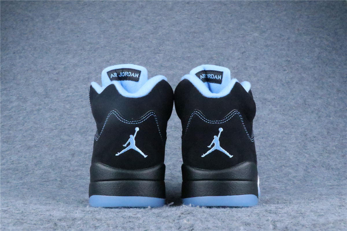 Air Jordan 5 Retro 'Black Carolina / UNC' 2026 Sneakers - product view 14
