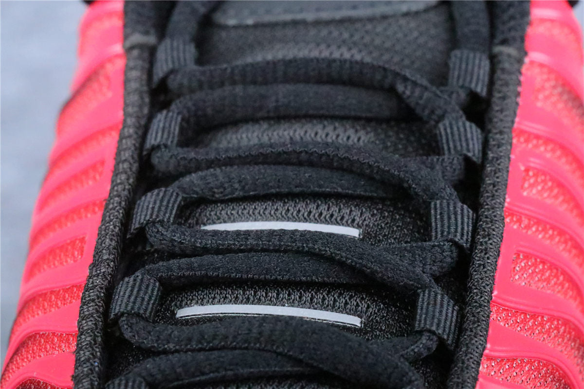 Supreme x Nike Air Max Plus TN Sneakers 'University Red' - product view 7