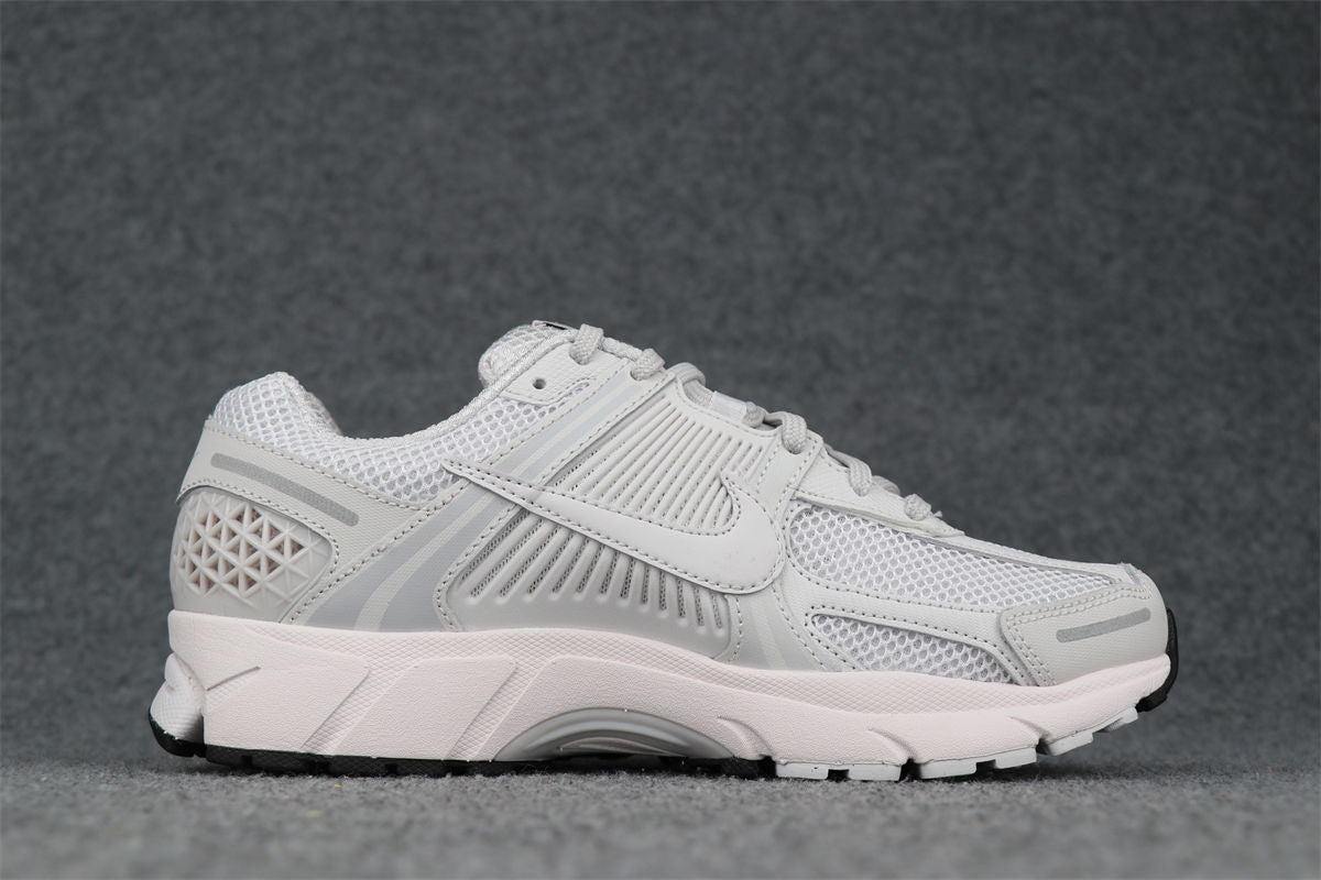 Nike Air Zoom Vomero 5 'Vast Grey' 2019 Sneakers - product view 2