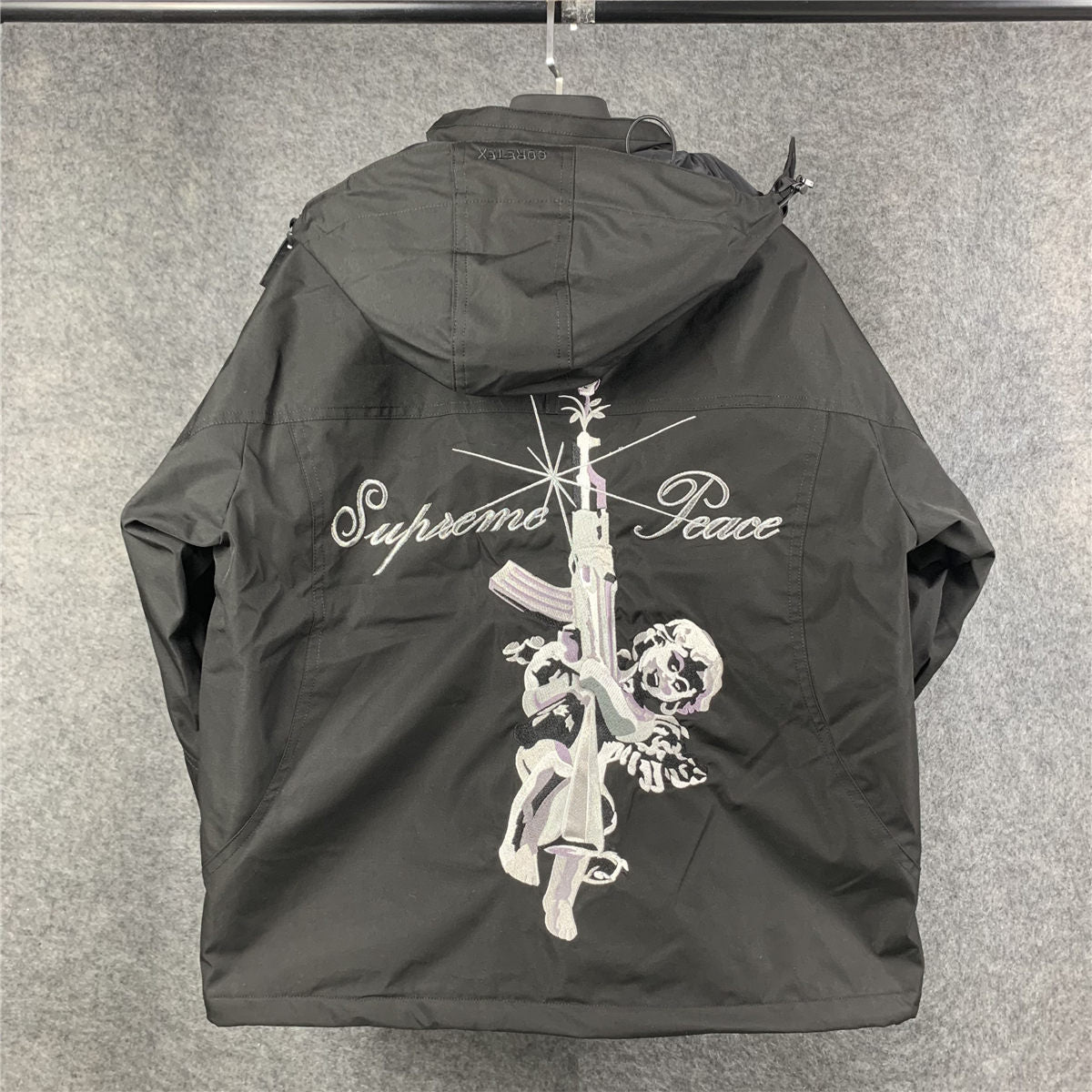 Supreme Aoi GORE-TEX Hooded Jacket 'Black' - product view 2