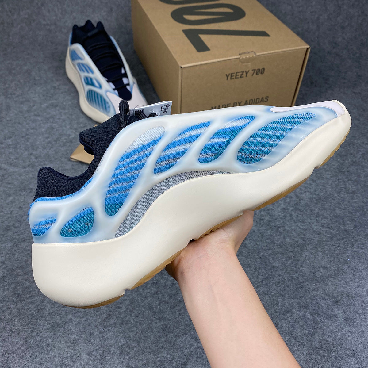 Yeezy 700 V3 Sneakers 'Kyanite' - product view 4