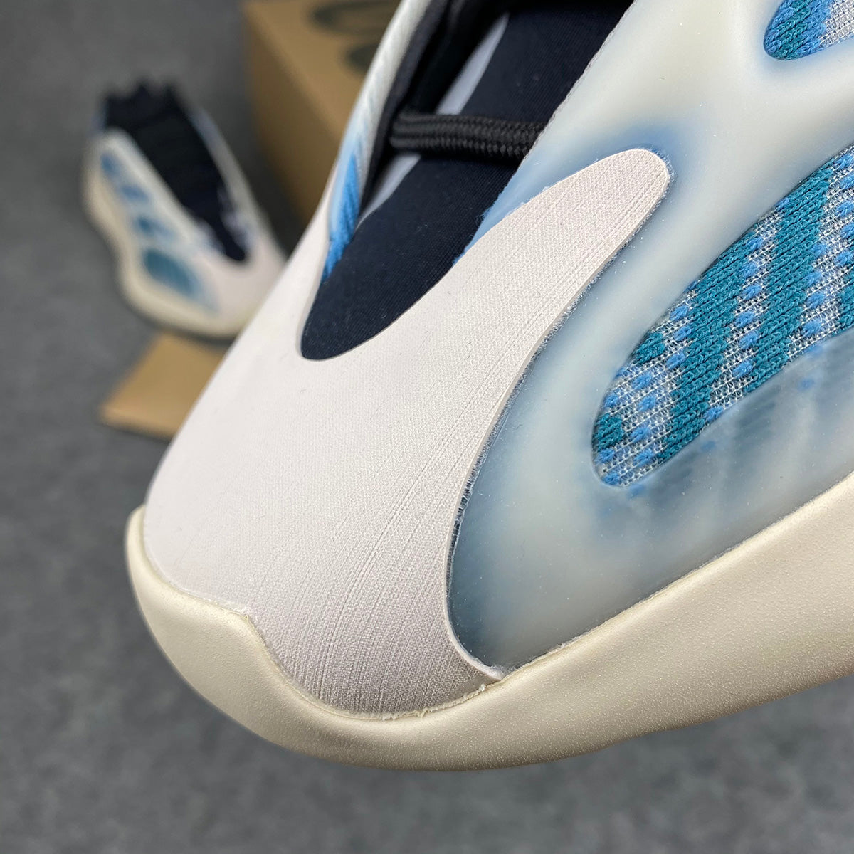 Yeezy 700 V3 Sneakers 'Kyanite' - product view 6