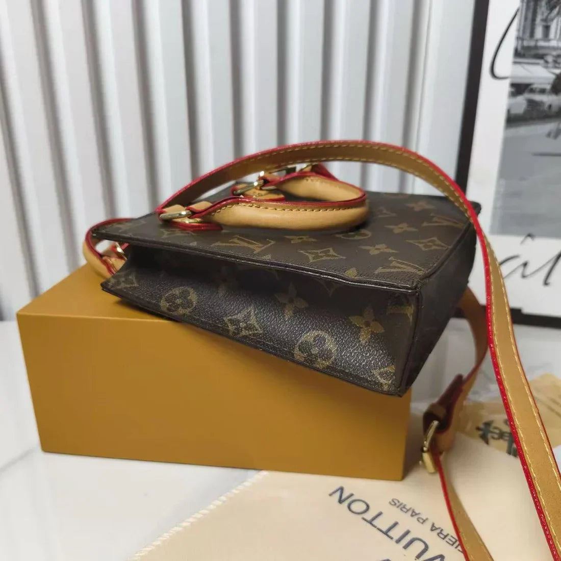 Classic Tote Bag With Crossbody Strap - product view 3