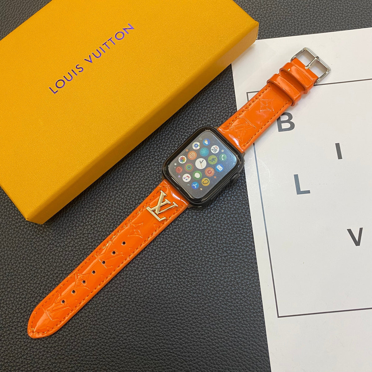 GLOSSY LEATHER APPLE WATCH STRAP METAL LOGO - product view 18