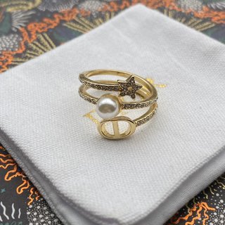 DIR3 Women's fashion accessorize with pearl rings  Jewelry