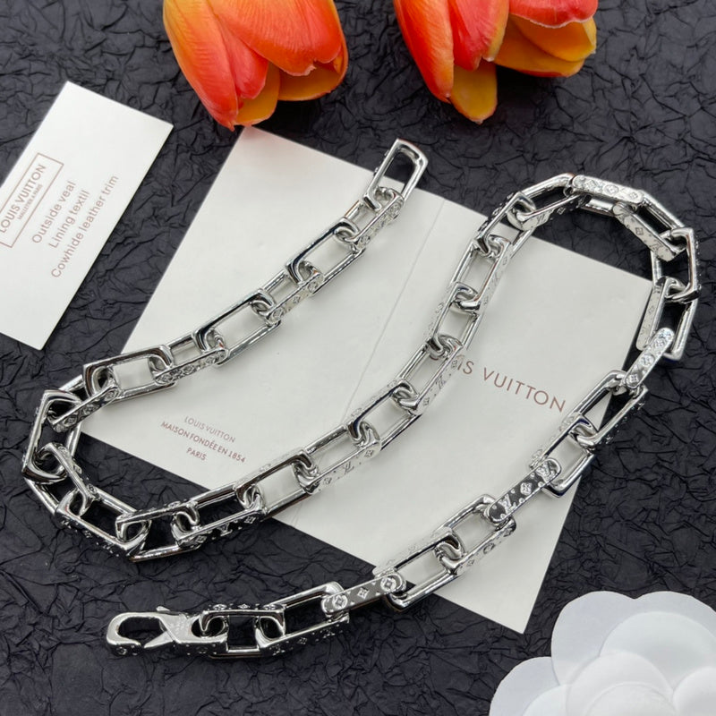 LVN026  Classic chequered suit  JewelryNecklace 50cm bracelet 22cm