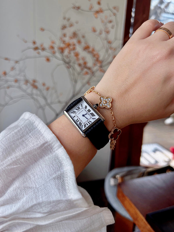 CW5  Couple's lychee print belt watch  25.5mm x 33.7mm/29.5mm*22mm  movement
