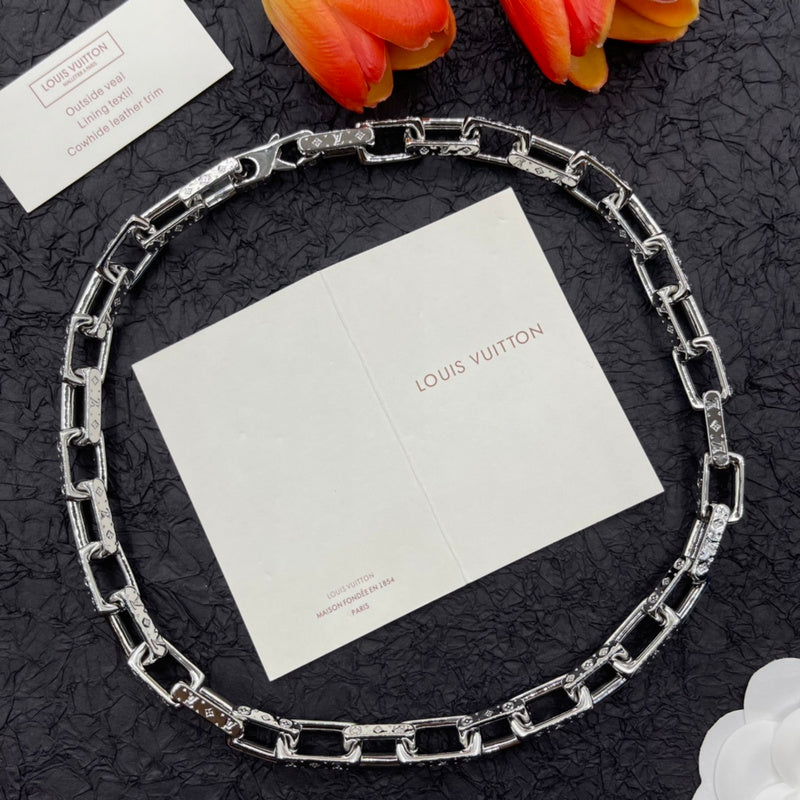LVN026  Classic chequered suit  JewelryNecklace 50cm bracelet 22cm