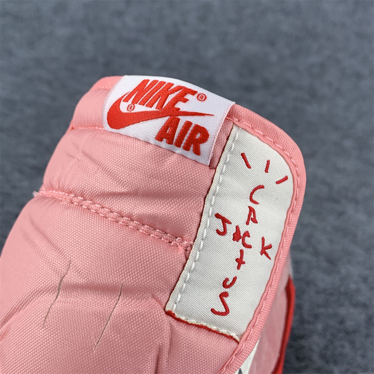 Travis Scott x Air Jordan 1 Retro Low OG 'Tropical Pink' (B-grade) Sneakers - product view 10