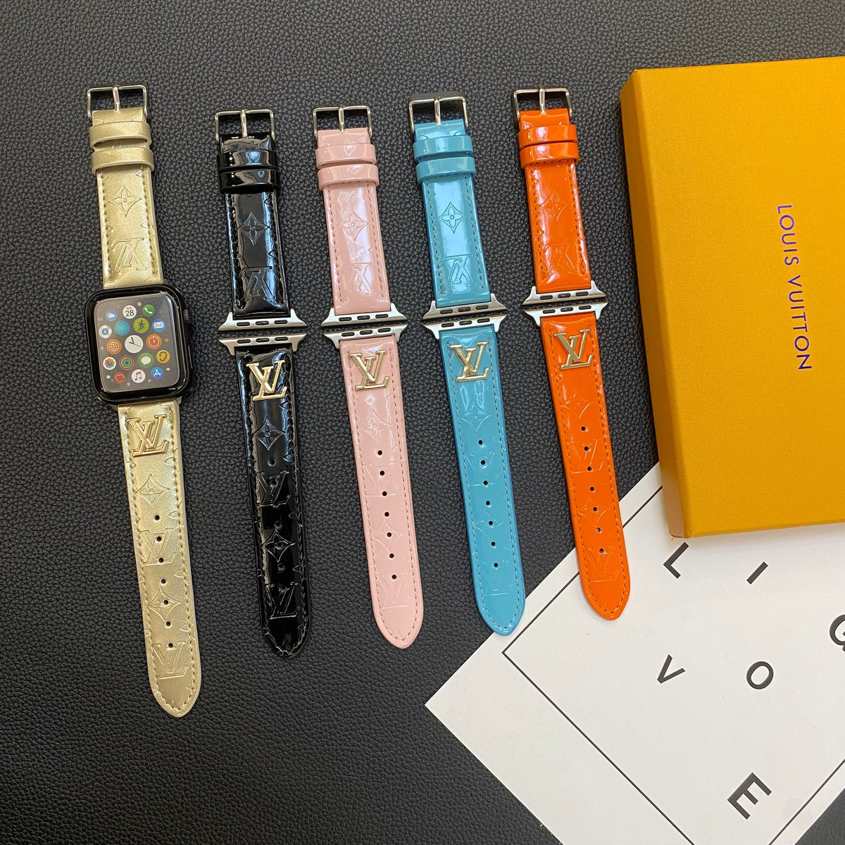 GLOSSY LEATHER APPLE WATCH STRAP METAL LOGO - product view 6