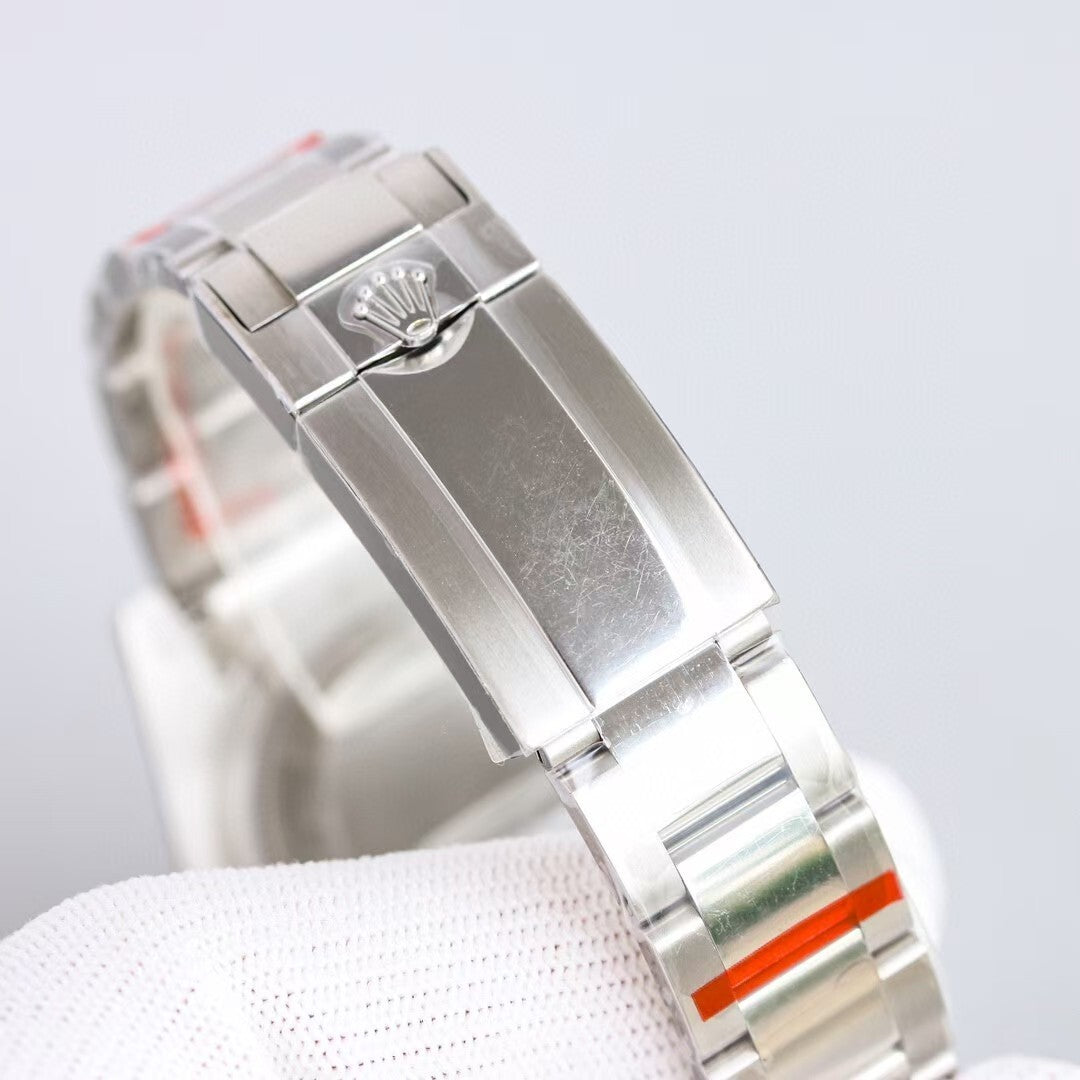 GMT II 41MM Watch - product view 8