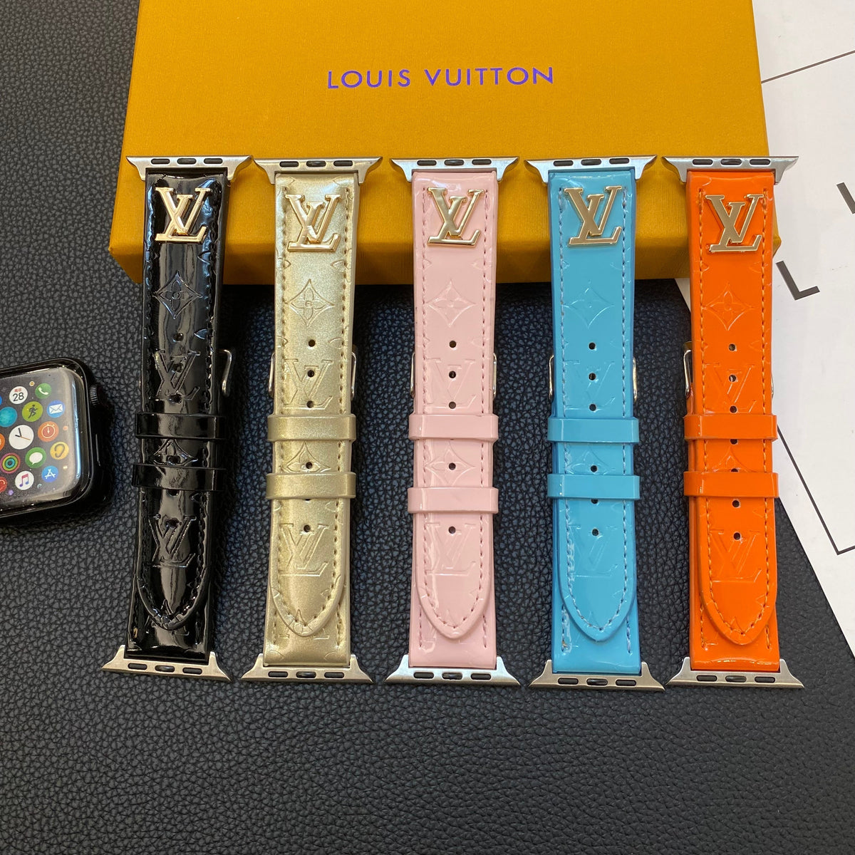 GLOSSY LEATHER APPLE WATCH STRAP METAL LOGO - product view 12