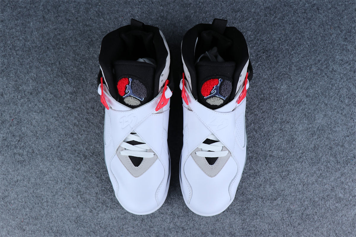 Air Jordan 8 Retro 'Bugs Bunny' 2013 Sneakers - product view 13