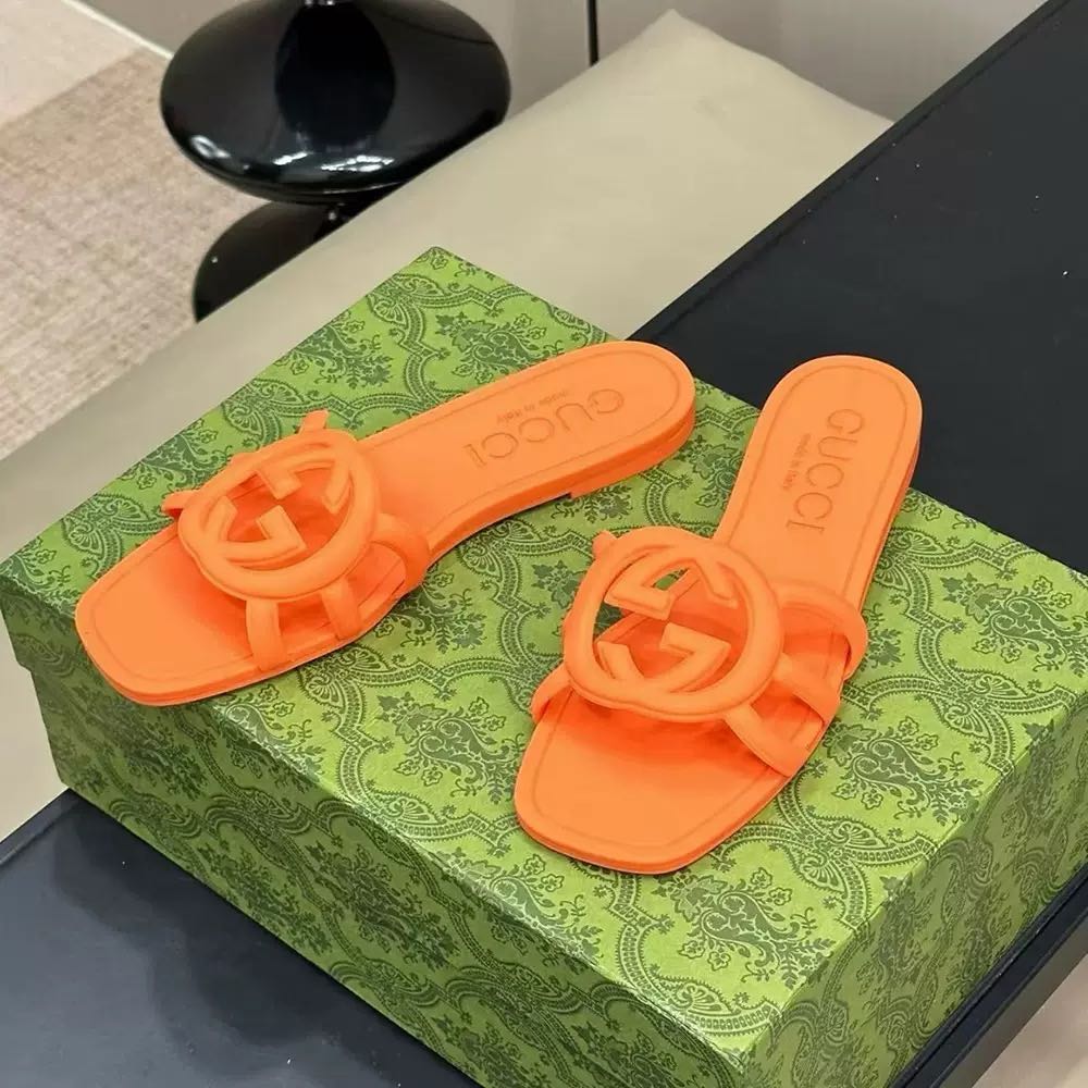 Minimal Luxe Double G Logo Slides - product view 9