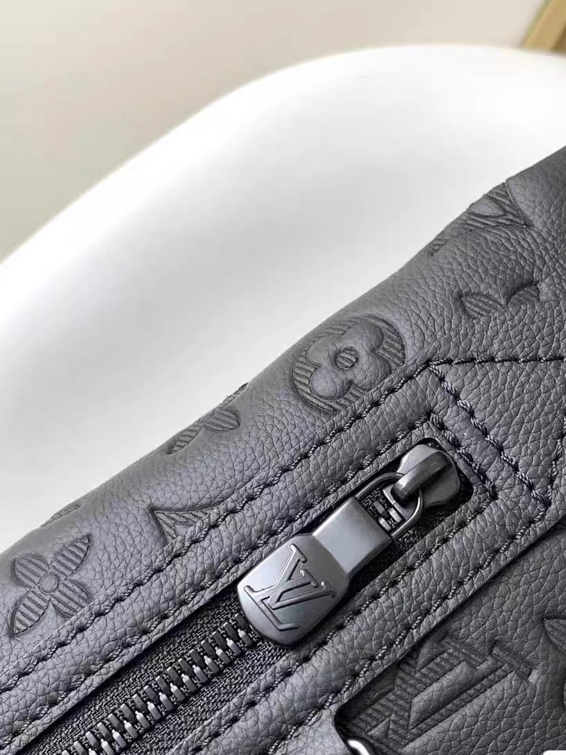 Minimalist Detachable Pouch Crossbody Chest Bag - product view 6