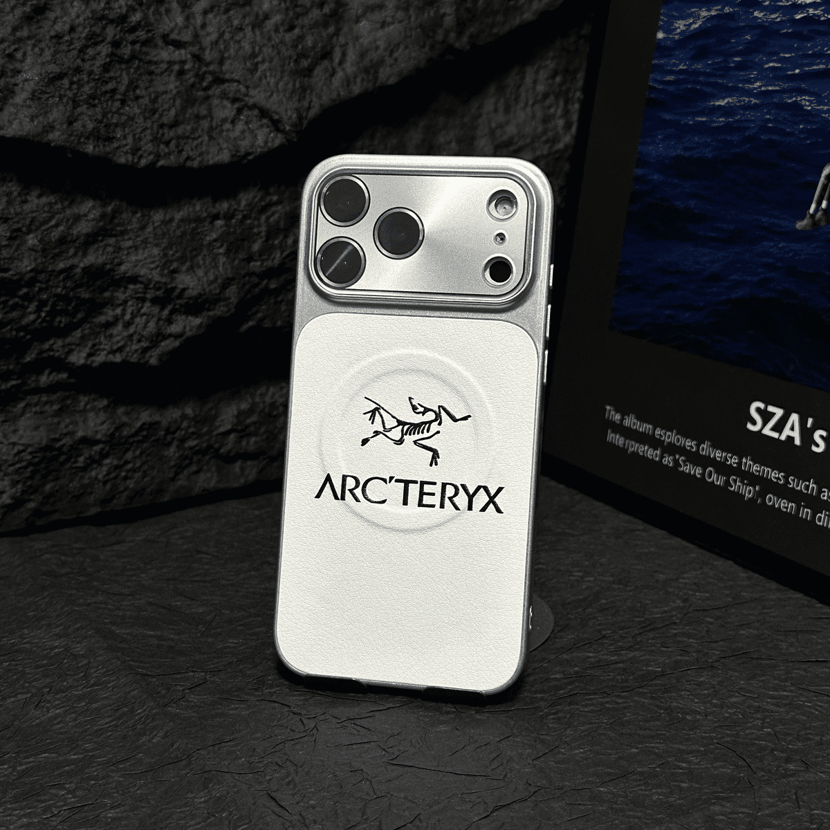 MagSafe Leather iPhone Case - product view 8
