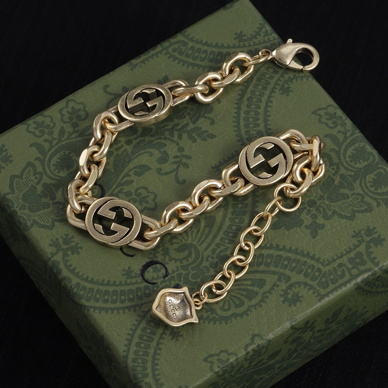 GUN10  Women's new fashionable necklace, bracelet, and earring set jewelry