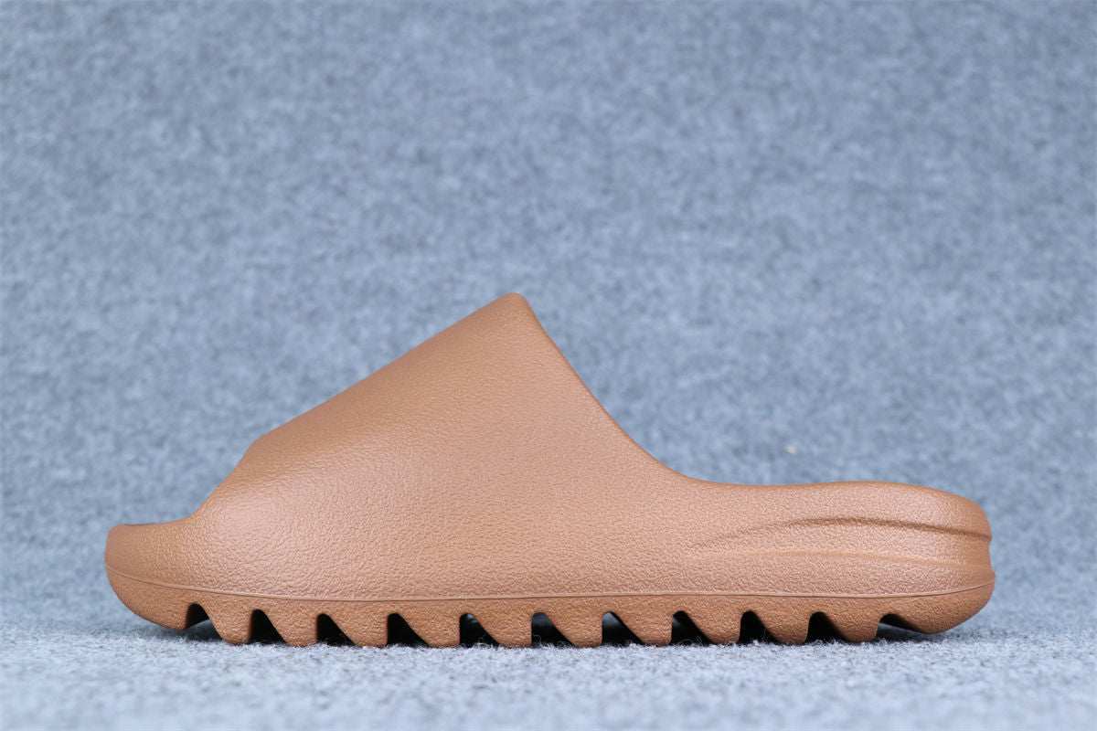 Yeezy Slides 'Flax' - product view 1
