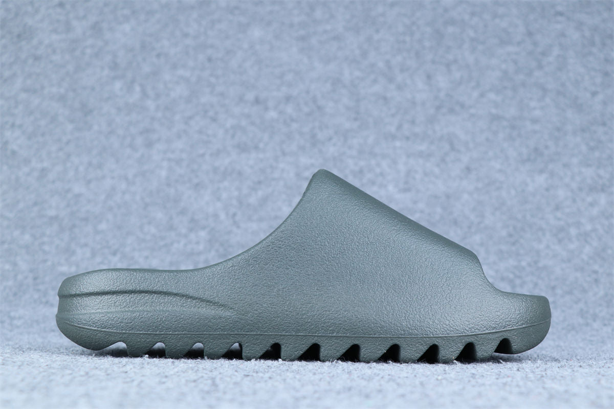 Yeezy Slides 'Granite' - product view 2