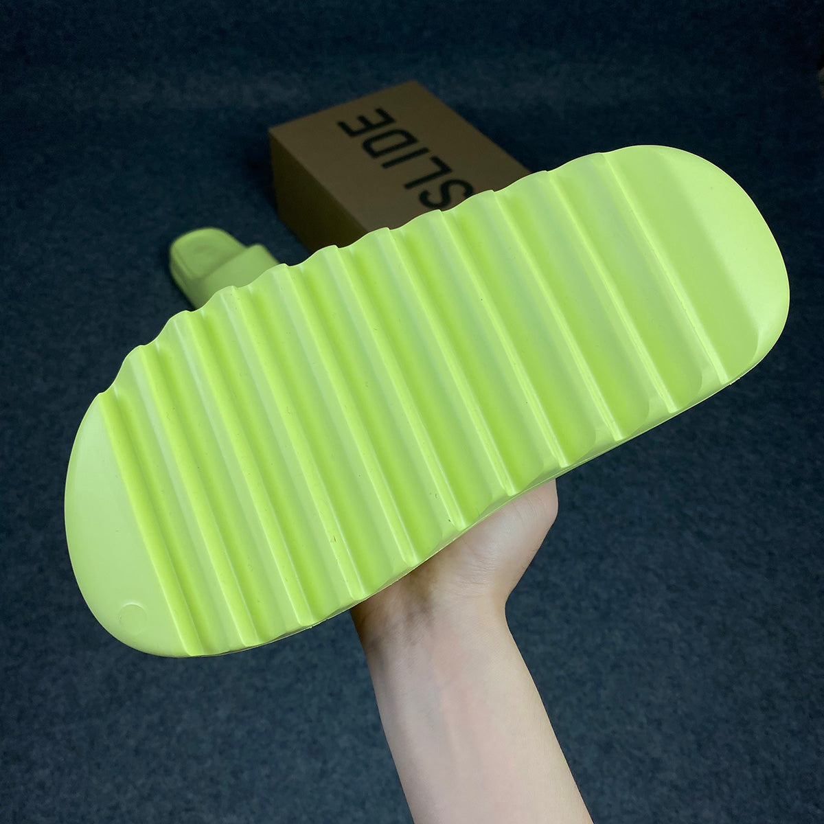 Yeezy Slides 'Glow Green' - product view 5