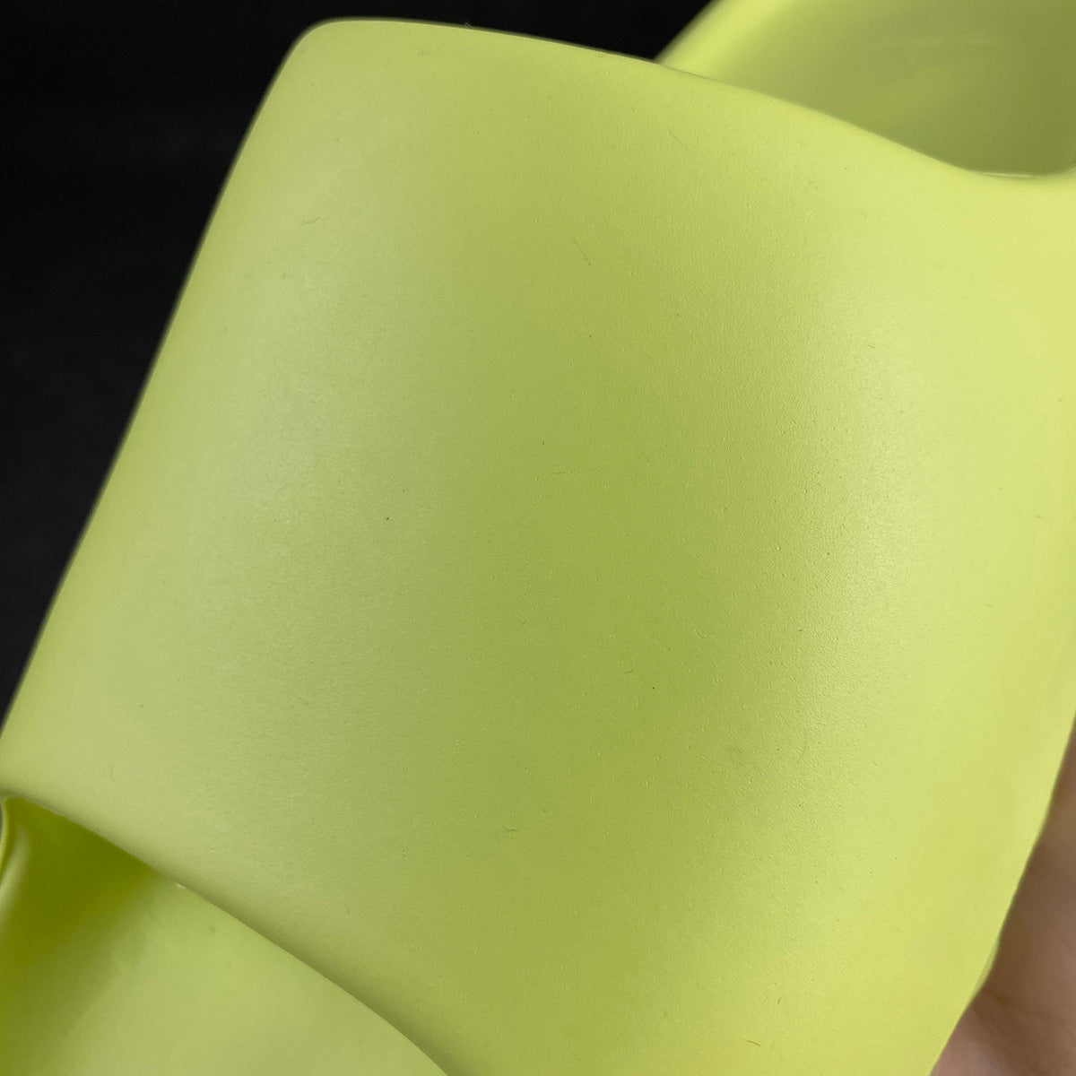 Yeezy Slides 'Glow Green' - product view 6